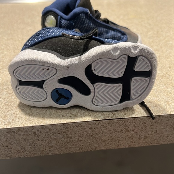 Jordan - Picture 3 of 3